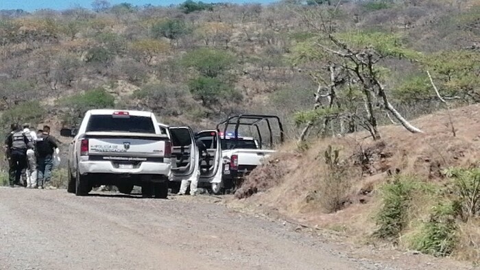 Encuentran cuerpo decapitado en Apatzingán