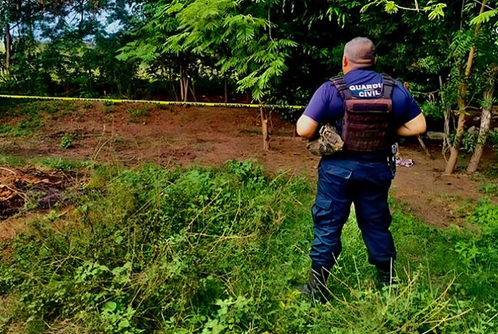 Encuentran cuerpo en avanzado estado de descomposición en Tepalcatepec