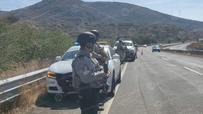 Encuentran un cuerpo en la autopista de Occidente, cerca de Cuitzeo