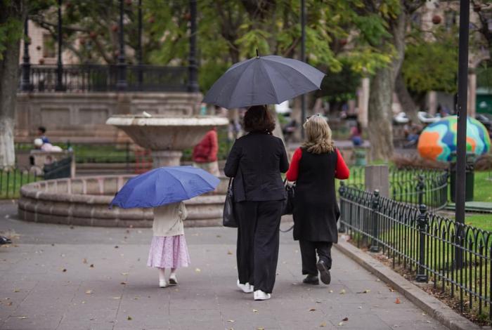 Engañados: el clima cambia de ánimo en el Centro Histórico de Morelia