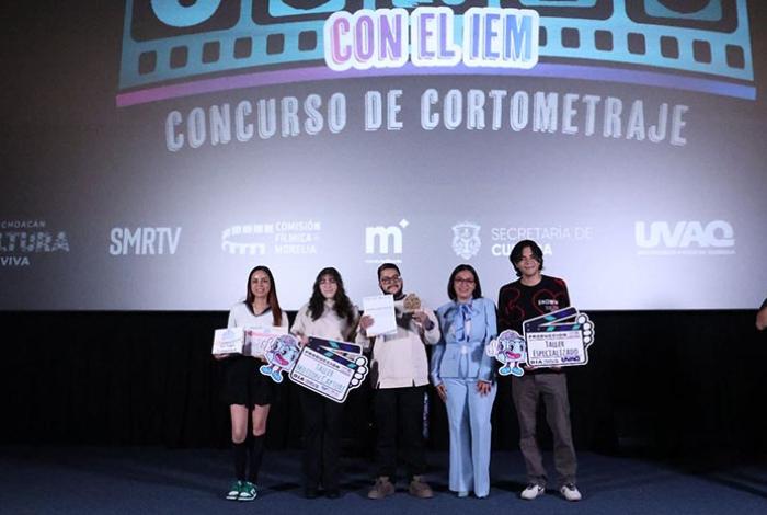 Entrega el IEM premios a jóvenes ganadores del concurso ‘Exprésate en corto’