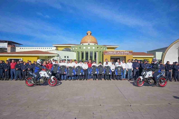 Entrega Mónica Valdez Moto-Patrullas y Equipamiento a las Direcciones de Seguridad Pública y Tránsito Municipal