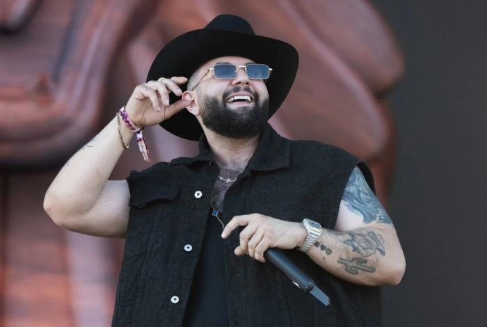 Entregarán sólo dos pases por persona para el concierto de Carín León