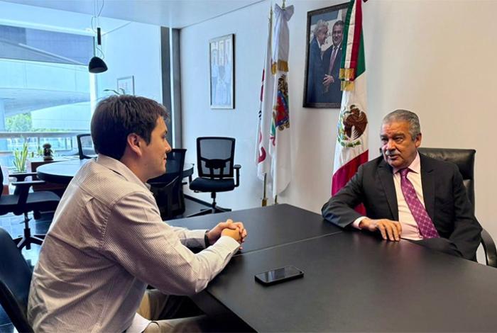 Entrevista | A Morón le parece muy bien que la candidatura de Morena en Michoacán se defina por encuestas
