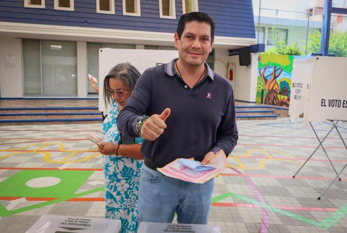 Ernesto Núñez Aguilar llama a votar conscientemente para fortalecer al Poder Judicial