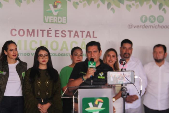 Ernesto Núñez pide licencia como diputado federal para integrarse a los trabajos de la 4T rumbo al 2027