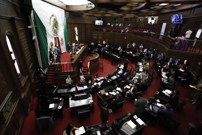 Es oficial, se incorpora el término Gobernadora a la Constitución Michoacana: 76 Legislatura