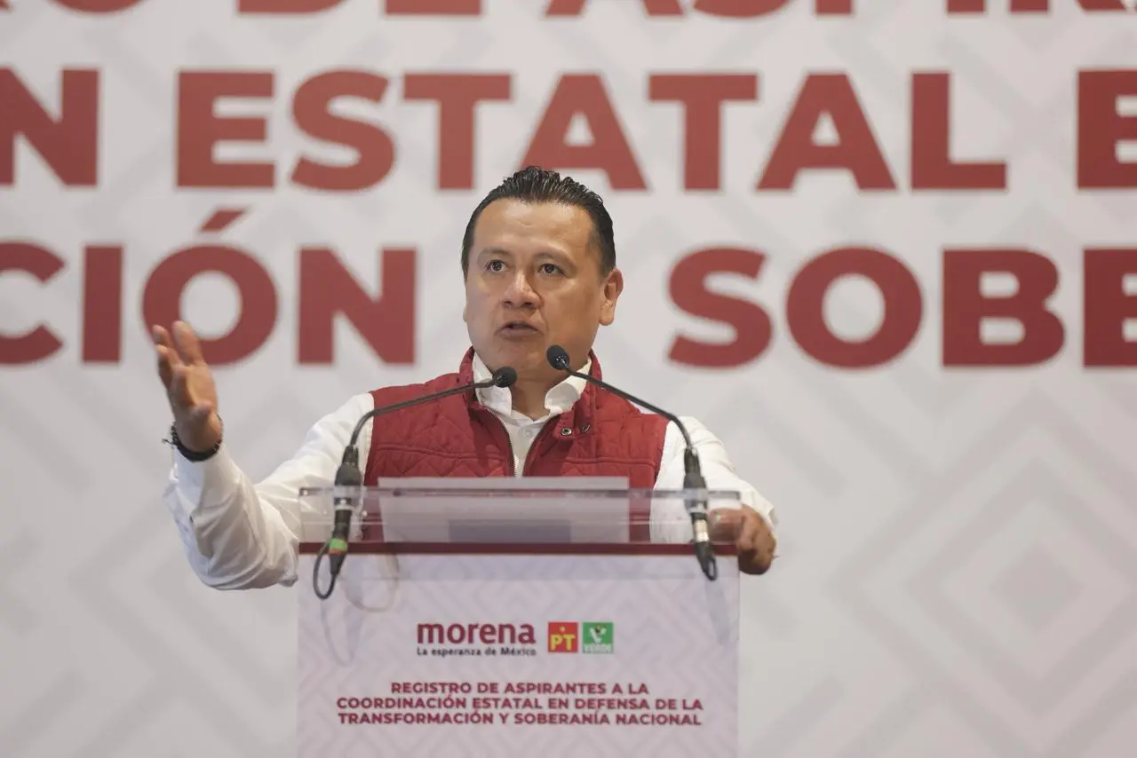 Es Torres Piña, formaliza su registro como aspirante a Coordinador Estatal en Defensa de la Transformación y la Soberanía Nacional en Michoacán