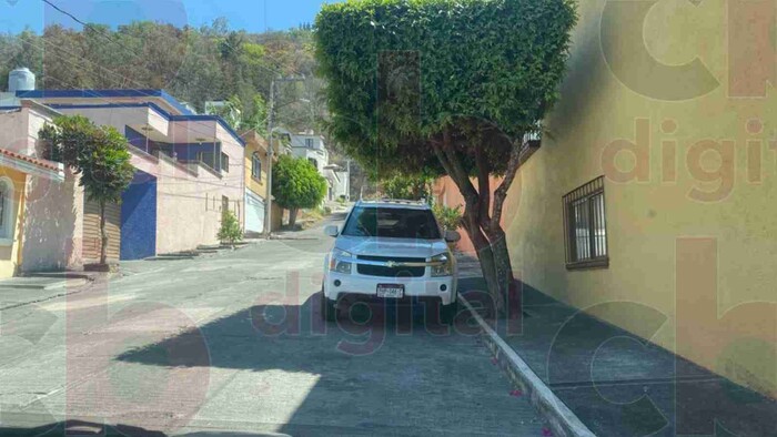 Escasez de agua afecta a residentes y negocios en fraccionamiento residencial Bosque Camelinas