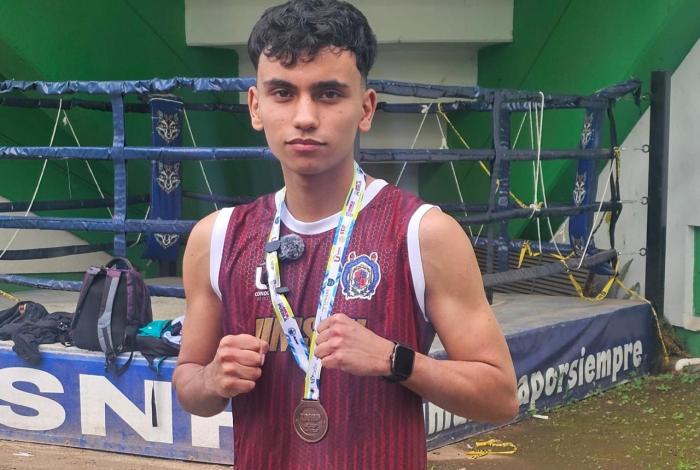 Ese Bronce me supo a gloria: Gustavo Luna, boxeador nicolaita