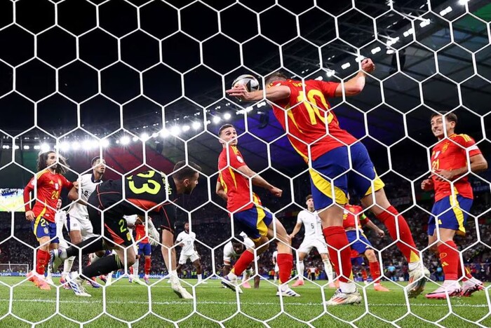 España derrota a Inglaterra y obtiene su cuarta Eurocopa