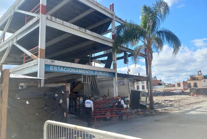 Estacionamiento público en mercado Independencia sí estaría listo en agosto 