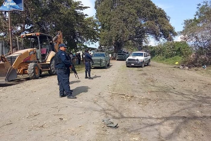 Estalla coche bomba en la entrada a Coahuayana