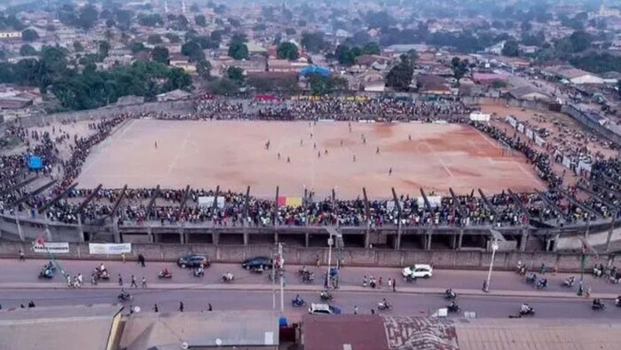 Estampida mortal en partido de fútbol en Guinea Conakri:  56 muertos