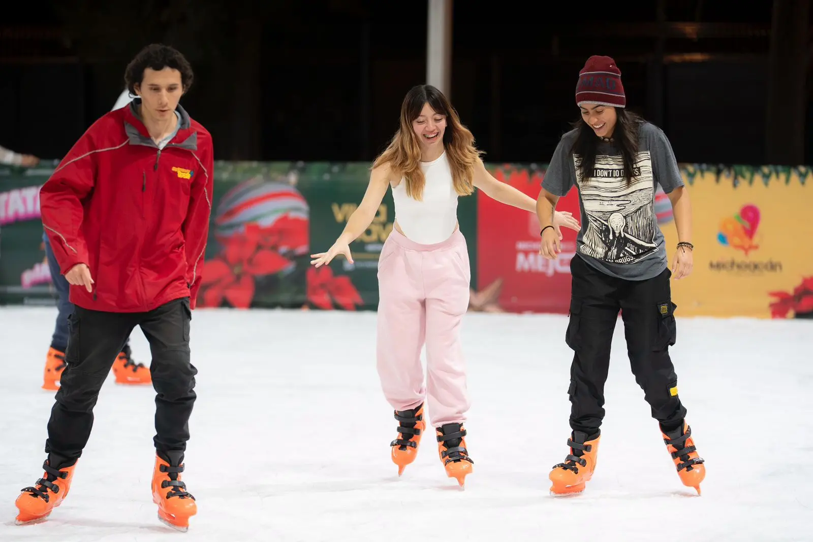 Este 24 de diciembre disfruta de la pista de hielo de Ceconexpo hasta las 15:00 horas: Sectur