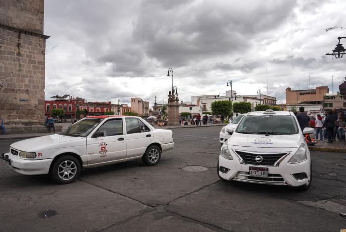 Este martes, reunión entre taxistas y municipio, sobre sitios de taxis