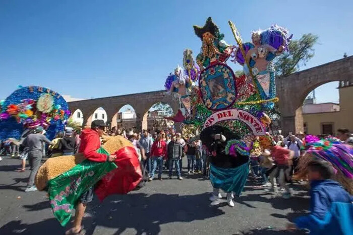 Este sábado, 67 toritos recorrerán el centro de Morelia en el Carnaval del Torito de Petate 2025