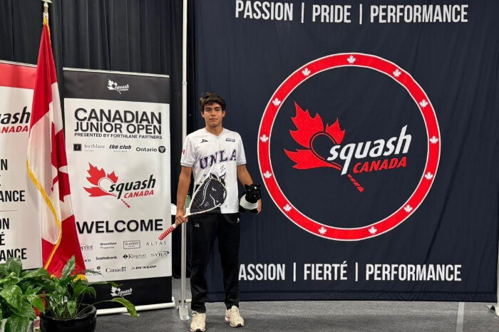 Estudiante de Bachillerato UNLA Representa a Michoacán en Competencias Internacionales de Squash