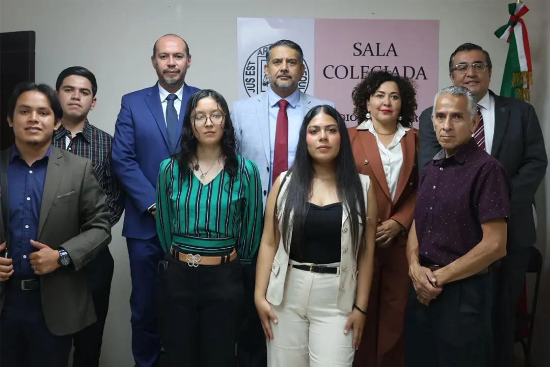 Estudiantes de Derecho realizan visita guiada a Salas Colegiada Civil y Unitaria Penal de Zitácuaro