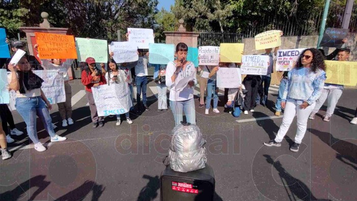 Estudiantes del IMCED exigen destitución de directora