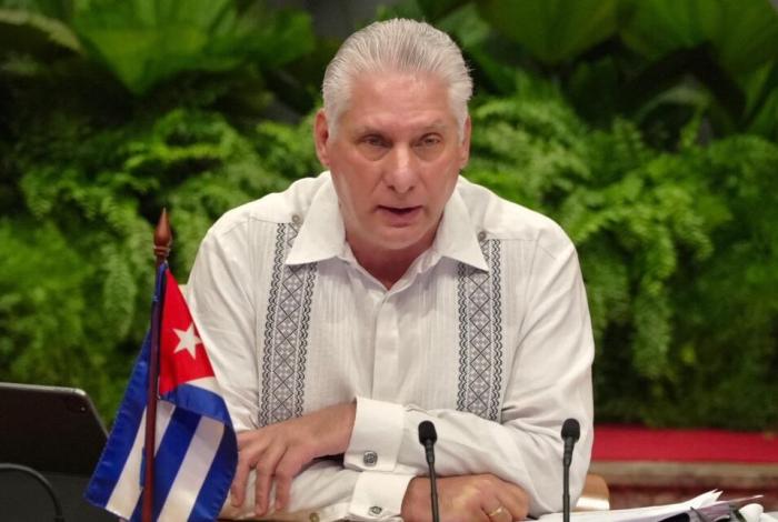 EU sanciona a presidente de Cuba por violaciones a derechos humanos