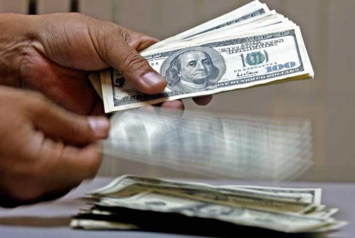 EUA espera recibir 50 mil millones de dólares al mes por los aranceles