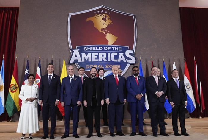 EUA niega que México tenga “la puerta cerrada” en la coalición militar contra cárteles