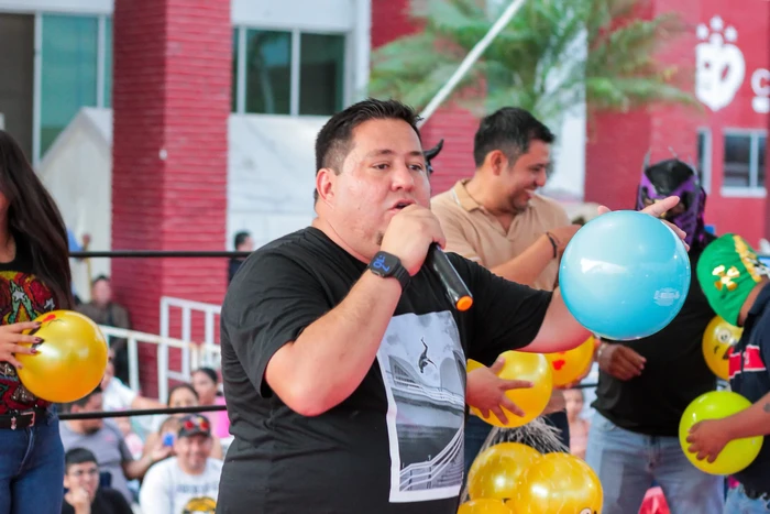 Exitosa Función de Lucha Libre Para Celebrar a Niños y Niñas