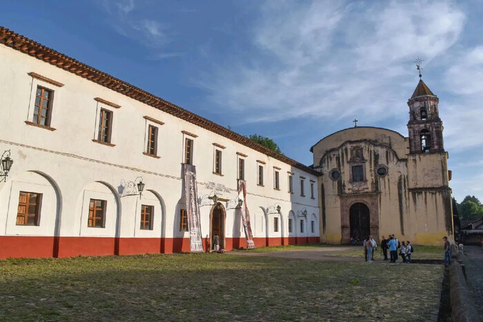 Explora la historia del Centro Cultural Antiguo Colegio Jesuita de Pátzcuaro