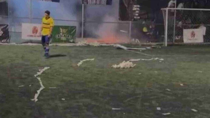 Explosión de pirotecnia deja 6 lesionados en partido de fútbol en Guanajuato