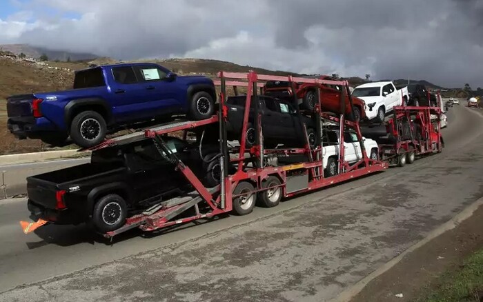 Exportaciones de autos de México cayeron 9.2% en febrero por aranceles