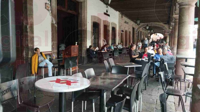 Extienden permiso para vender alcohol el sábado en Morelia; solo al copeo y con alimentos