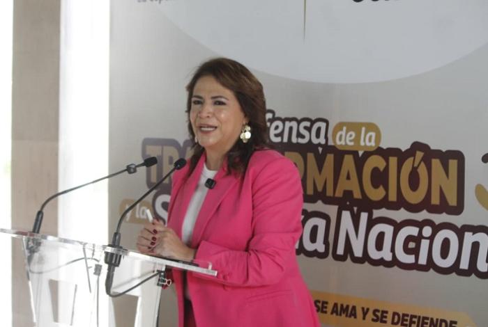 Fabiola Alanís fortalece la organización territorial en Michoacán en defensa de la Transformación