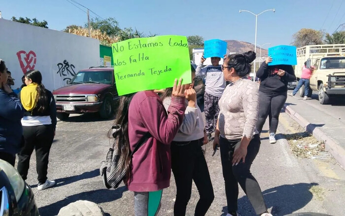 Familia exige localización de adolescente desaparecida en Morelos