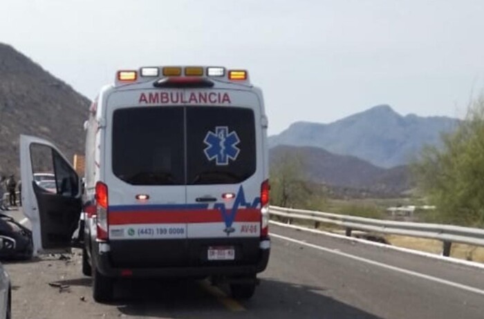 Fatal accidente en la Tanhuato-Vista Hermosa deja un muerto