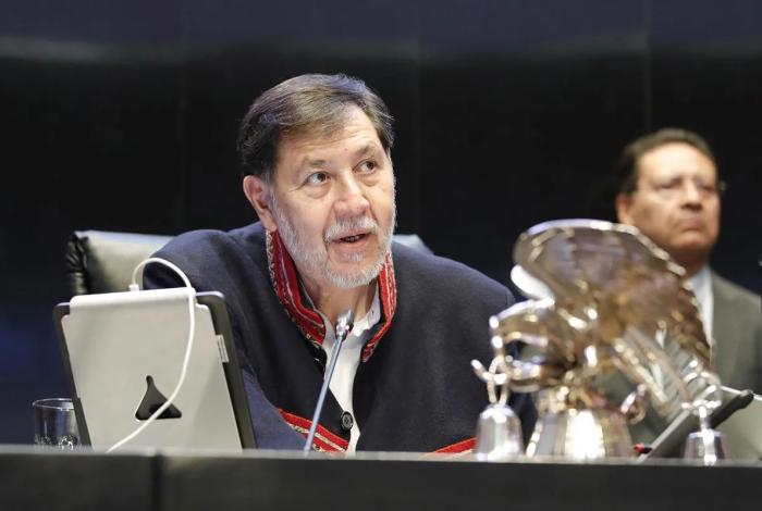 Fernández Noroña convoca sesión por trifulca legislativa