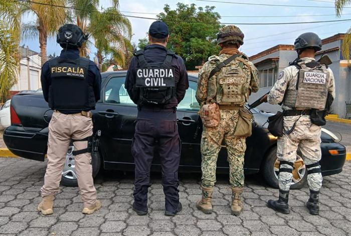 FGE asegura medio millón de pesos en droga en las inmediaciones la colonia La Huerta, en Morelia