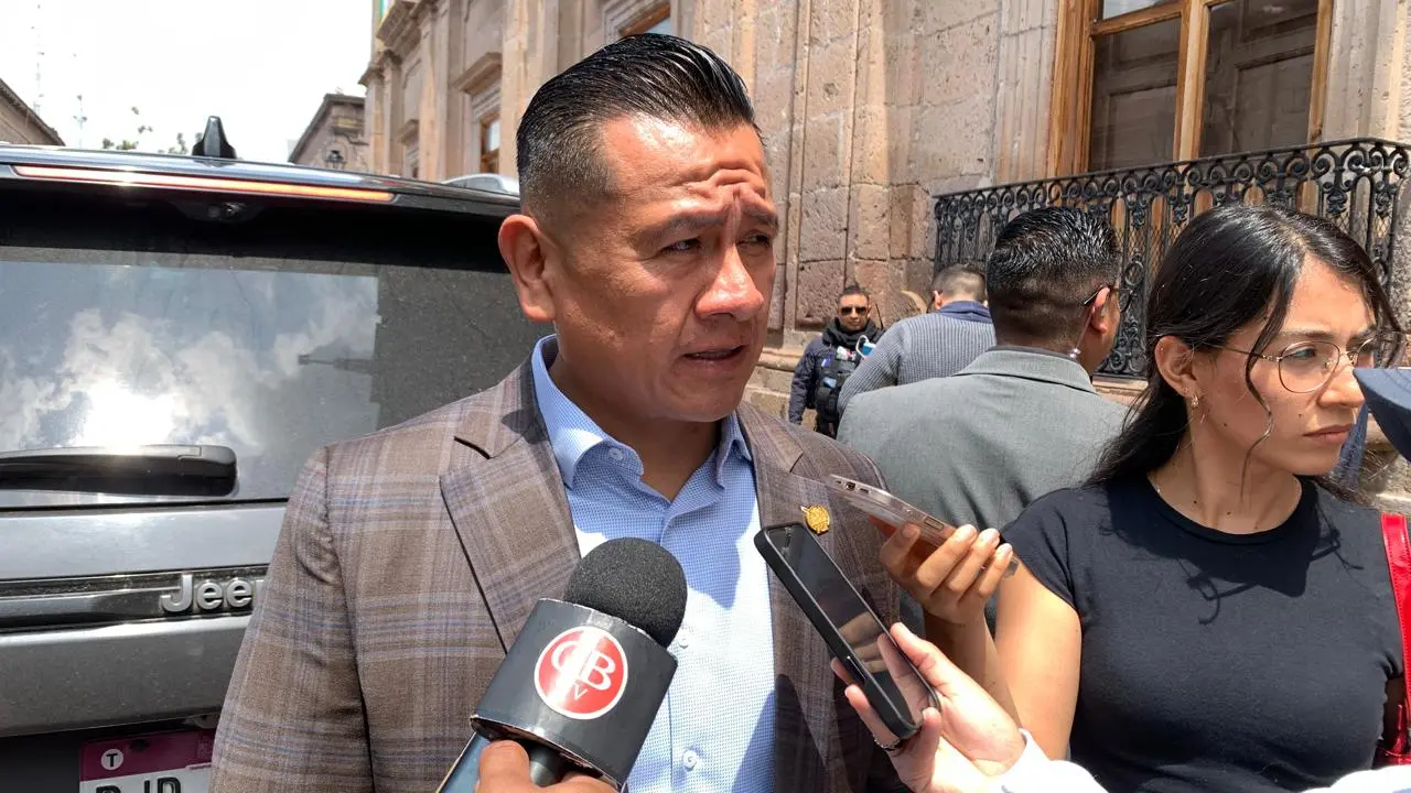 FGE tras los homicidas del policía de Uruapan