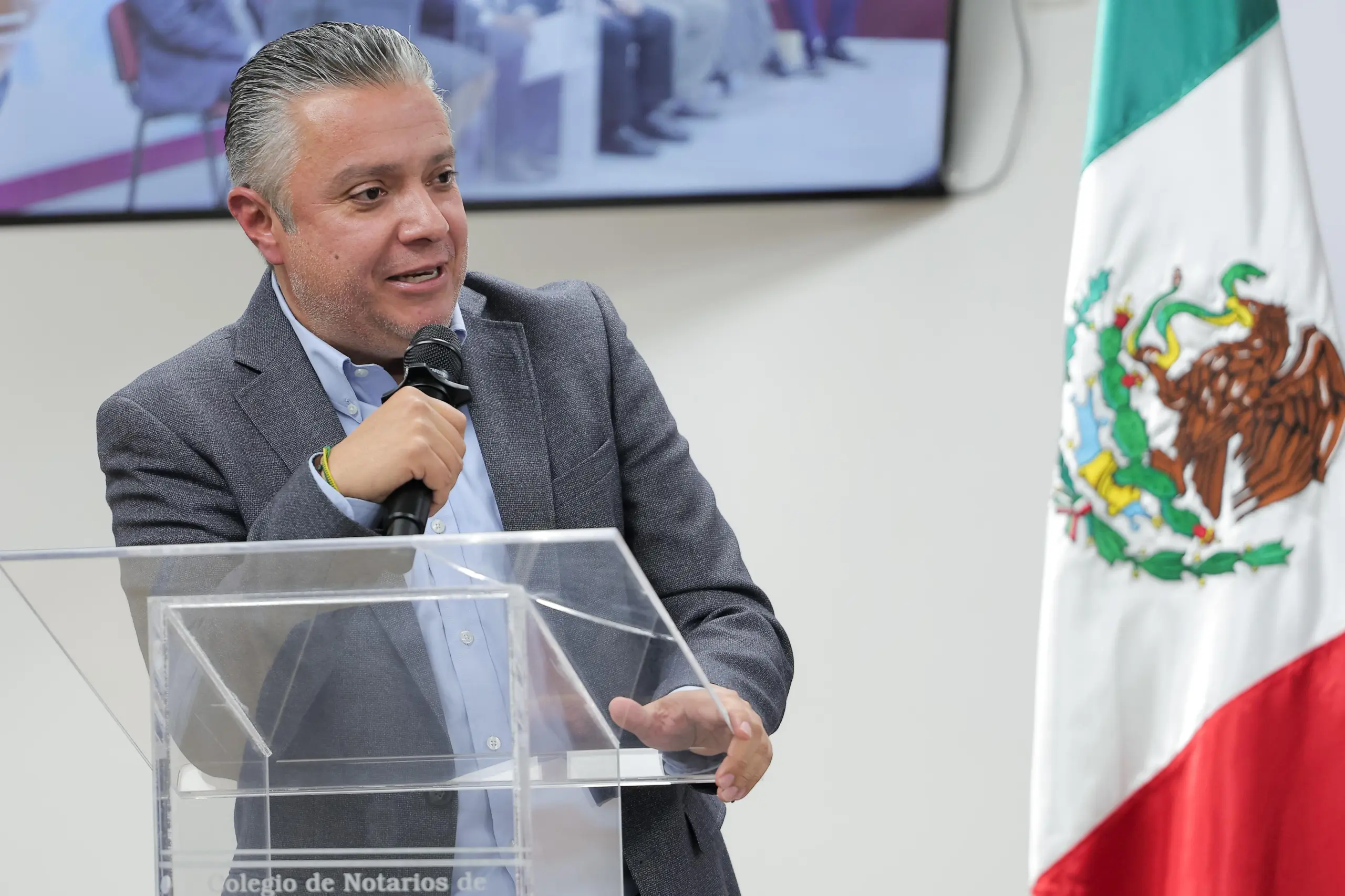 Finanzas y Gobierno Digital refrendan su compromiso de trabajar a favor de la población y la transparencia: Luis Navarro