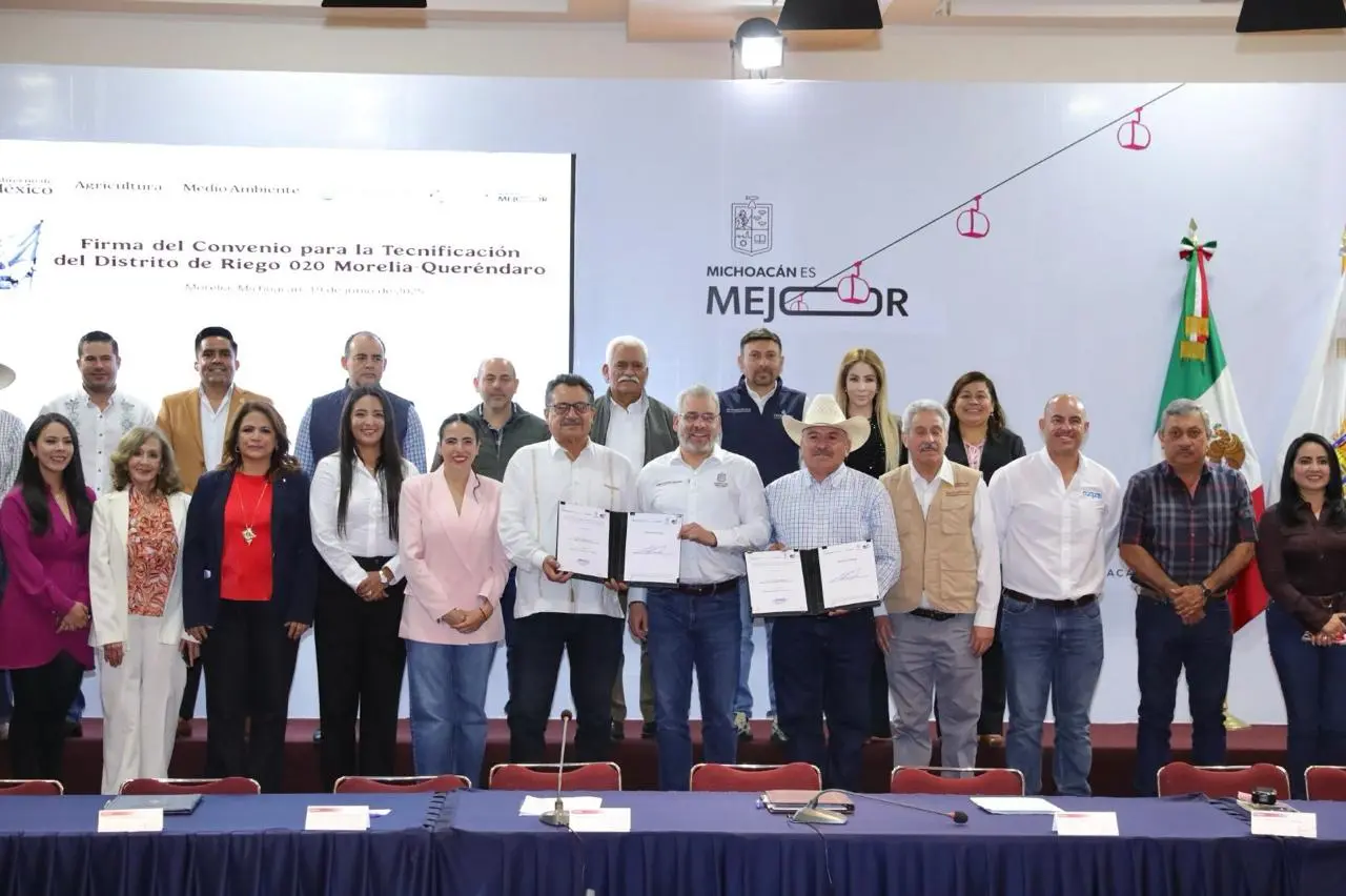 Firma Bedolla convenio para la tecnificación del distrito de riego 020 Morelia-Queréndaro