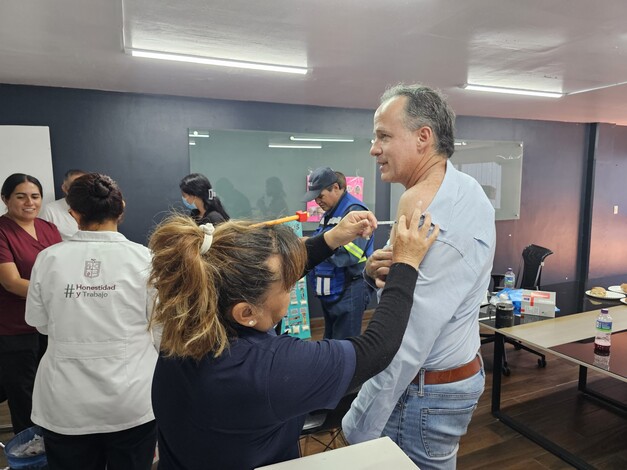 Fomentan prevención de enfermedades entre trabajadores del SAPAZ