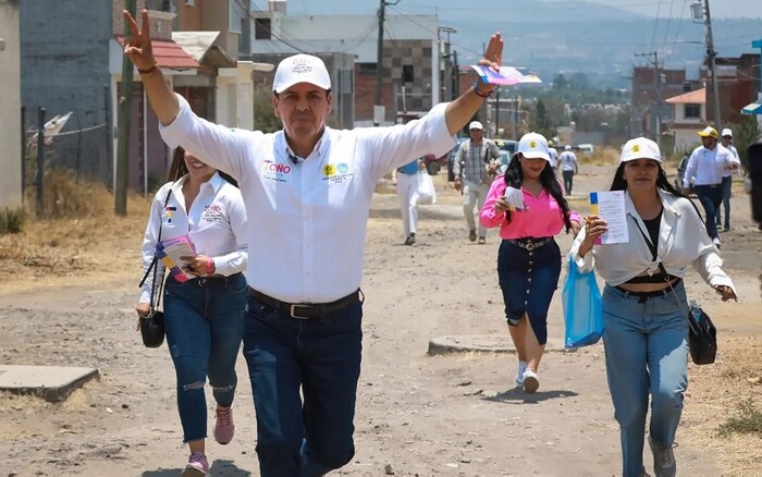 Fomentaré el empleo para mujeres y jóvenes de Morelia: Toño García