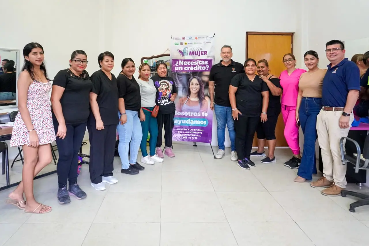 Fomento Económico y Departamento de la Mujer Promueven Créditos a Mujeres