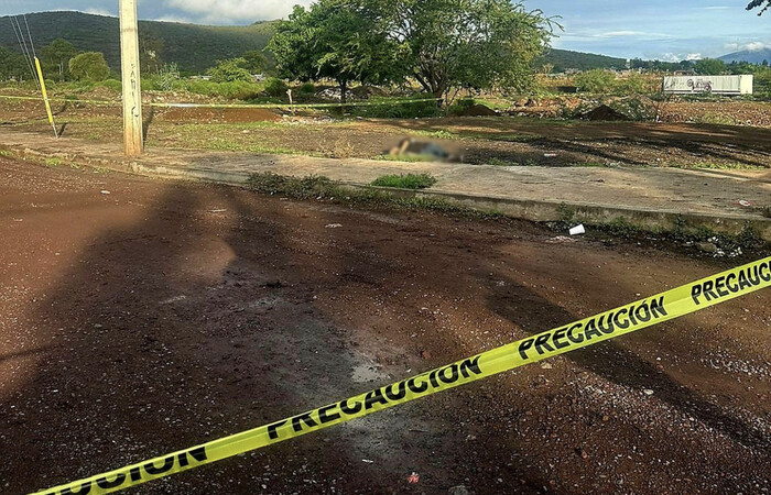 #Foto | Encuentran a joven ultimado a balazos en Ario de Rayón