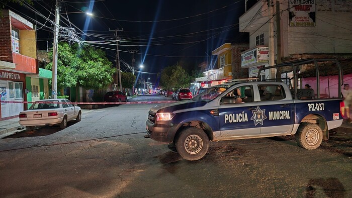 #Foto | Joven es ultimado de varios disparos en la cabeza, en la vía pública de Zamora