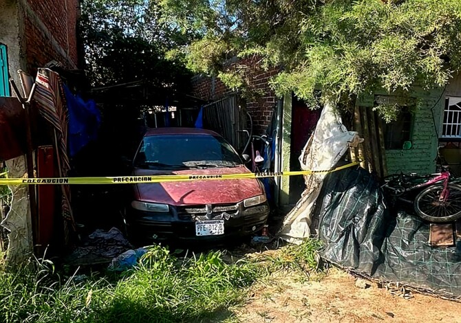 #Foto | Localizan un cadaver putrefacto en vivienda de la colonia Juan Gutiérrez Flores