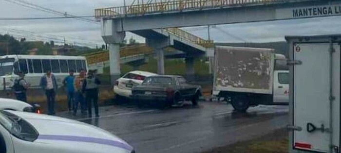 #Foto | Ocurre otro choque vehicular, ahora en la Morelia-Salamanca