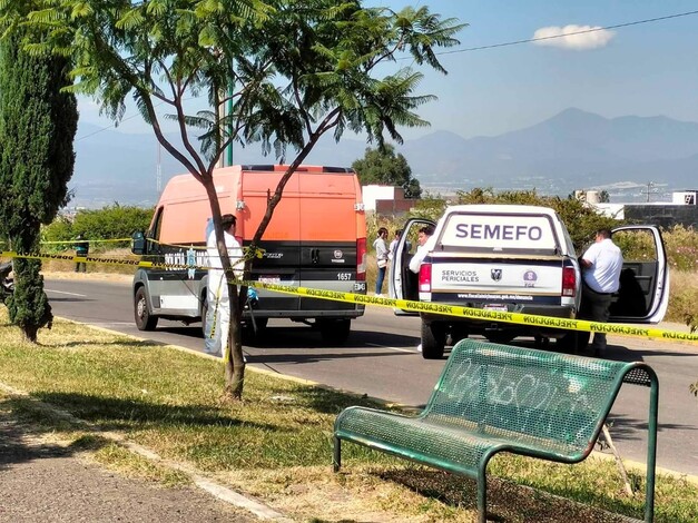 #Fotos | Adolescente motociclista muere al accidentarse al sur de Morelia