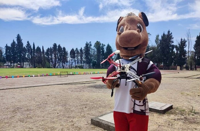 #Fotos | Aprende a pilotar un dron desde cero con constancia de validez oficial