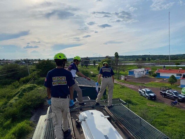 #Fotos | Mujer muere arrollada por el ferrocarril en los límites de Michoacán y Guanajuato 